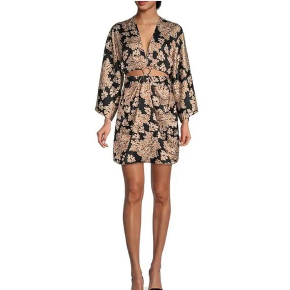 Gianni bini Raquel Kimono Deep V-Neck 3/4 Sleeve Ringed Cut-Out Dress